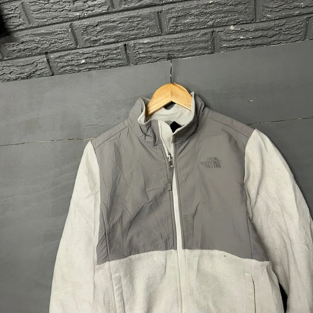 The North Face Girls Grey Cream Denali Full‎ Zip Fleece Jacket Size L 14/16